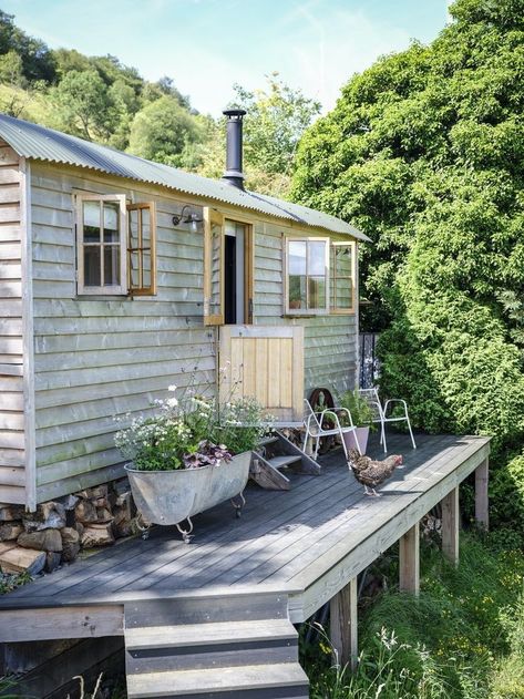 Yurt Living, A Cabin In The Woods, Garden At Home, Hut House, Cottage Garden Design, Endless Opportunities, Shepherds Hut, Dome House, Tiny House Movement