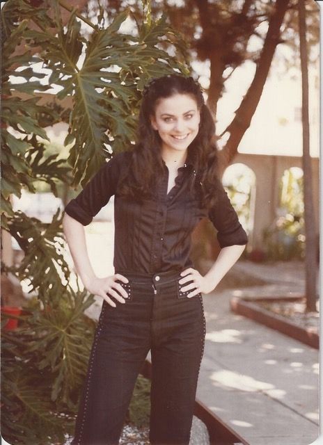 Delta Burke Newly arrived in Hollywood 1978 at my first apartment Delta Burke Designing Women, Britney Spears Fat, Gerald Mcraney, My First Apartment, Kibbe Romantic, Delta Burke, Merry Widow, Halfway House, 80s Fashion Trends