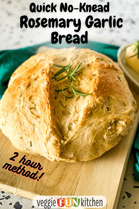 Rosemary Garlic Bread, Crusty Bread Recipe, Rosemary Bread, Dutch Oven Bread, Knead Bread Recipe, Herb Bread, Artisan Bread Recipes, Garlic Bread Recipe, Yeast Bread Recipes