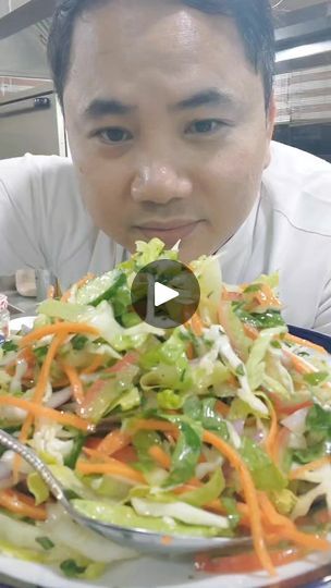 Lettuce Cabbage Salad, Cabbage And Carrot Salad, Asian Cabbage Salad, Cucumber And Tomato Salad, Cucumber And Tomato, Lettuce Salad Recipes, White Cabbage, Salad Recipes Healthy Easy, Cucumber Tomato Salad