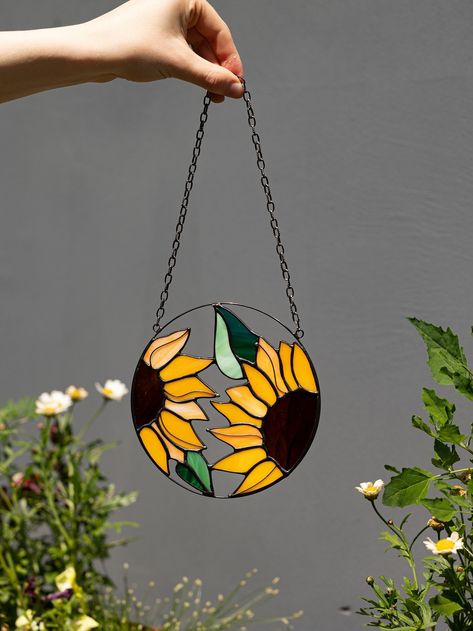 #etsy: Sunflower Flower Suncatcher. Stained glass Window Wall Hangings. Grandma Ukraine gift shops, Mothers gift https://etsy.me/3OSbgyE #eltyj #denrodenia #denblagodarenia #stena #flowerteachergift #decorationlivin Sunflower Stained Glass Patterns, Stained Glass Flowers Patterns, Tiffany Stained Glass Patterns, Flower Stained Glass Patterns, Glass Window Wall, Stained Glass Sunflower, Tiffany Glass Art, Flower Suncatcher, Stained Glass Gifts