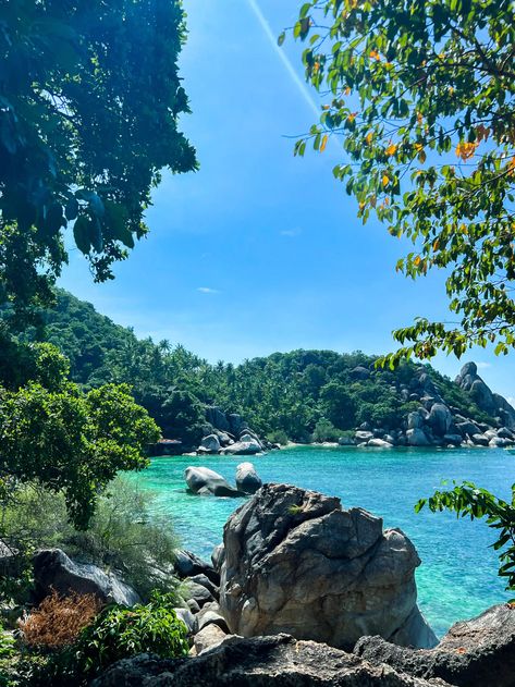 Thailand Aesthetic, Freedom Beach, Weather In India, Koh Tao Thailand, Gap Year Travel, Backpacking India, Thailand Trip, Paradise Travel, Travel Thailand