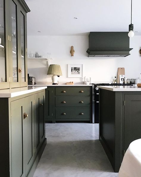 Hayley (@homeiswherethepackis) • Instagram photos and videos Dark Olive Cabinets, Olive Kitchen, Olive Green Kitchen, Dark Green Kitchen, Shower Screens, Green Kitchen Cabinets, Cottage Inspiration, Eclectic Kitchen, Fabulous Kitchens