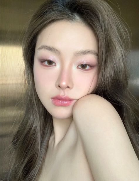 Light Summer Makeup Korean, Summer Mute Makeup, Mute Summer Makeup, Beautiful Skin Care, Nose Surgery, Korean Eye Makeup, Ulzzang Makeup, Asian Makeup, Summer Makeup