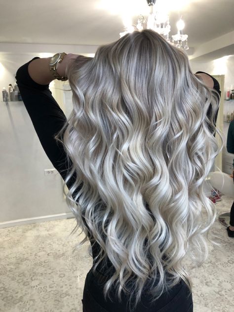 Silver Blonde Long Hair, Dark Roots And Platinum Blonde, Balayage Hair Blonde Platinum, White Blonde With Shadow Root, Platinum Hair Highlights, Icy Blonde Balayage With Money Piece, Silver Ash Blonde Hair Balayage, Ice Blonde Hair Balayage, Icy Blonde Balayage Brunettes