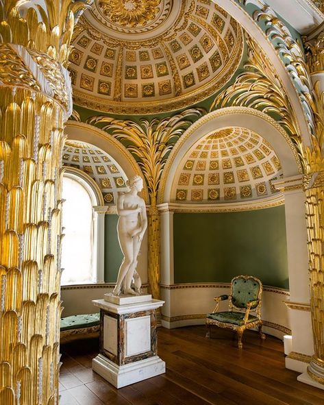 The Palm Room @spencer.house Said to be John Vardy’s most ambitious decor, the room in largely based on John Webb’s design for Charles… Greenwich Palace, Spencer House, Historical Interior, London Interior, Gothic Furniture, House London, S Design, City House, Central London