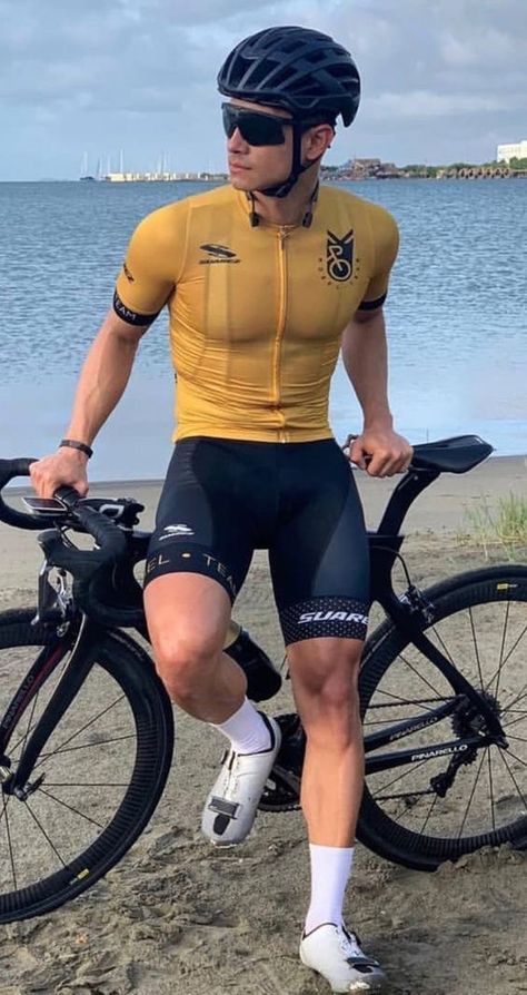 Cycling Outfit Men, Mens Cycling Outfit, Mens Cycling Clothes, Cycling Attire, Cycling Men, Cycling Benefits, Cycling Inspiration, Cycling Photography, Lycra Men