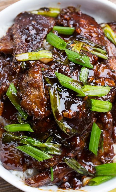 Pf Changs Copycat, Mongolian Recipes, Pf Chang, Mongolian Beef Recipes, Pf Changs, Mapo Tofu, Recipes Beef, Mongolian Beef, Southern Kitchens