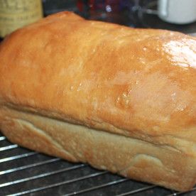 Kitchenaid Bread Recipe, English Muffins Bread Machine, Stand Mixer Bread, Amish Bread Recipes, Amish Friendship Bread Starter Recipes, Friendship Bread Recipe, White Sandwich Bread, Amish Bread, Homemade Baked Bread