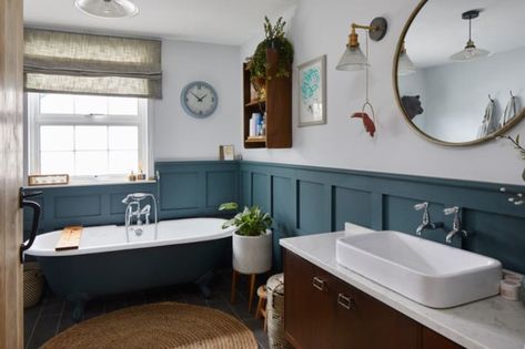 21 Bathroom Wall Paneling Ideas Wood Panel Bathroom, Wooden Panelling, Bathroom Paneling, Bathroom Wall Panels, Victorian Bathroom, Blue Bathroom, Wood Bathroom, House Bathroom, Contemporary Bathroom