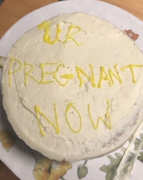 Not Virgin Cake Funny, Virgin Who Can’t Drive Cake, Losing Virginity Cake, Virginity Cake, Cake Text, Cursed Cakes, Losing Virginity, Funny Cakes, Pregnant Cake