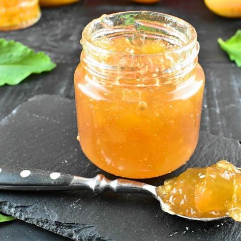 Apricot Jam Recipe, Sugar Free Strawberry Jam, Aip Baking, Apricot Jam Recipes, Make Jam, Ultimate Chocolate Cake, Banting Recipes, Canning Ideas, Sponge Cake Recipes