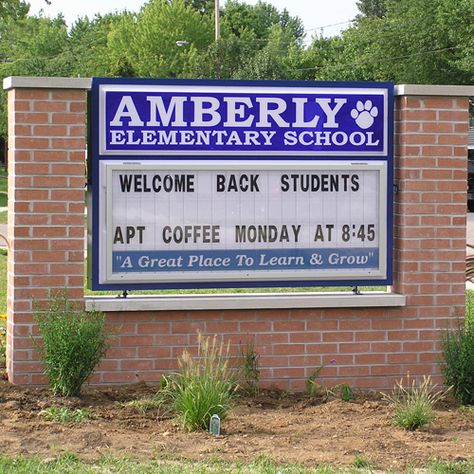 Changeable copy board sign Summer Aesthetics, School Communication, Marquee Sign, School Signs, Outdoor School, Letter Sign, Outdoor Signs, Light Sensor, Elementary School