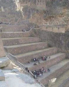 ancient Peru Babylon Iraq, Nephilim Giants, Giant Steps, Ancient Egyptian Gods, Tiny World, Pictures Of People, Egyptian Gods, Ancient Architecture, Travel Sites