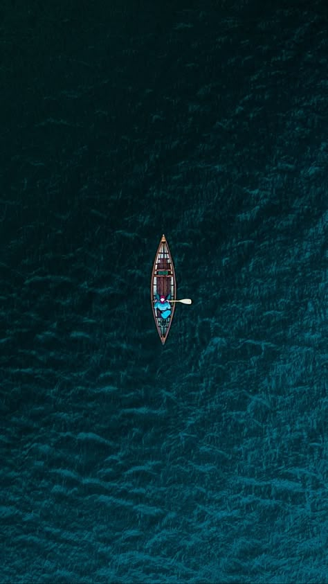 Boat, sea, view from above, water background Check more at https://www.backgroundscool.com/nature/boat-sea-view-from-above-water-background/ Wallpaper Blur, Infinity Wallpaper, Iphone Wallpaper Blur, Water Wallpaper, Water Background, View From Above, Screen Savers Wallpapers, Minimal Wallpaper, Whatsapp Wallpaper