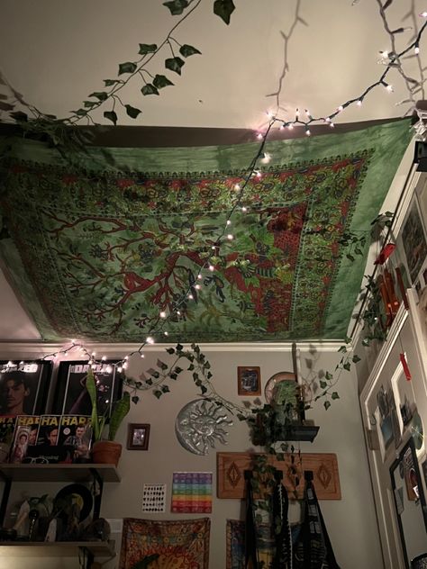 Ceiling Tapestry Ideas Bedroom, Tapestries On Ceiling, Tapestry In Bedroom, Tapestry Bedroom Ceiling, Tapestry On Ceiling Bedrooms, Whimsigoth Tapestry, Tapestry On Ceiling, Ceiling Tapestry Ideas, Tapestry Ceiling