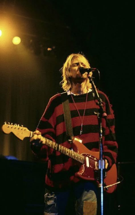 Vintage Scene, Tommy Hilfiger Sweater, Kurt Cobain, To Listen, Nirvana, New Album, Men's Sweater, Tommy Hilfiger, Guitar