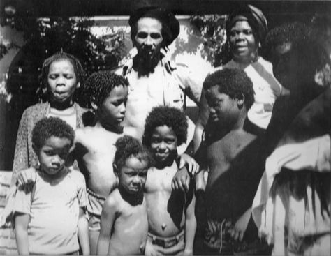 Bob Marley Kids, Marley Family, Bob Marley Legend, Bob Marley Music, Bob Marley Pictures, Reggae Bob Marley, Robert Nesta, Nesta Marley, The Wailers