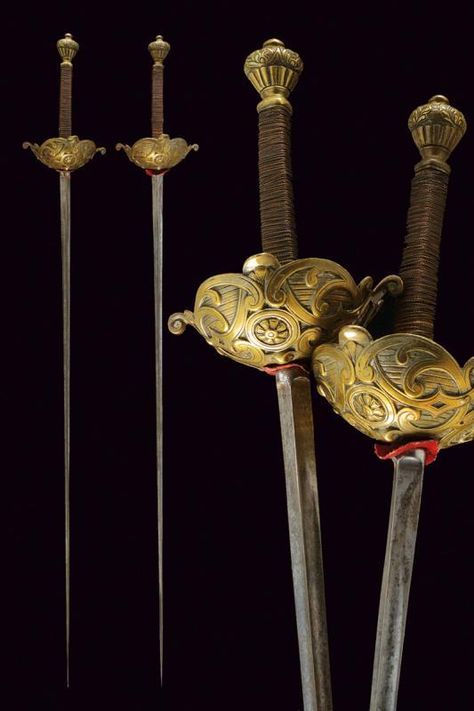 Historical Swords, Victorian Books, Types Of Swords, Props Art, Cool Swords, Arm Armor, Cool Knives, Ancient Artifacts, Artifacts