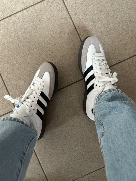 Saturday Outfit, Adidas Og, Adidas Casual, Samba Outfit, Adidas Samba Og, Best Poses For Men, Fashion Suits For Men, Hype Shoes, Shoe Inspo