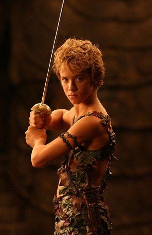 J M Barrie and his predatory passion for the real Peter Pan Jeremy Sumpter Peter Pan, Peter Pan Wallpaper, Anna Chlumsky, Peter Pan 2003, Peter Pan 3, Peter Pan Movie, Peter Pan Neverland, Jeremy Sumpter, Drake & Josh