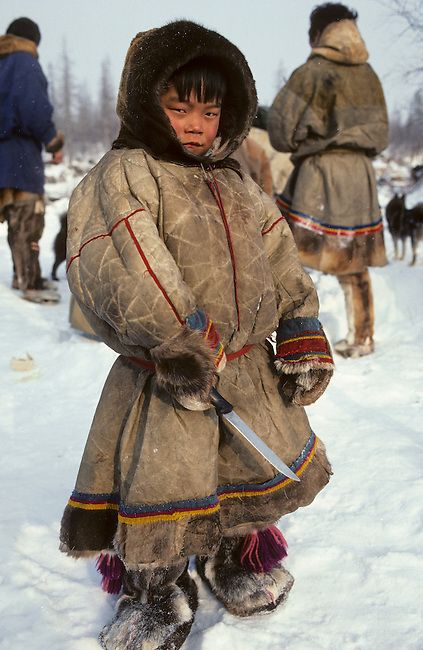 Inuit People, Mughal Art Paintings, Snow Outfit, Fur Clothing, Tv Girls, Asian Outfits, Historical Clothing, Mongolia, Kids Pictures