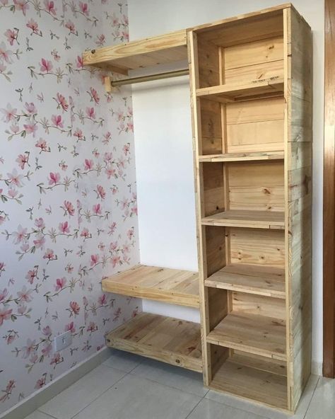 Pallet Closet, Closet Idea, Simple Closet, Closet Design Layout, Diy Wardrobe, Closet Layout, Bedroom Closet Design, Diy Closet, Diy Crafts Room Decor