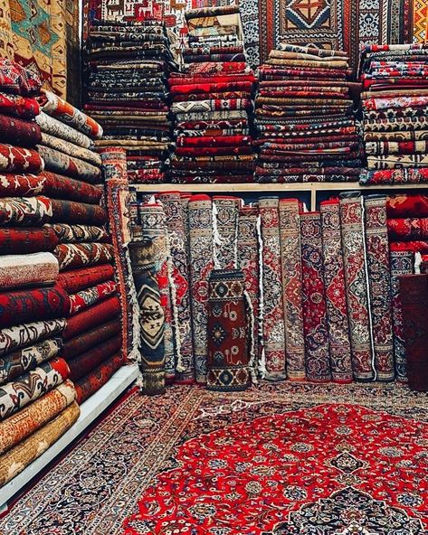 Afghani Handmade Carpet/Rug (@afghan_handmade_carpet) • Instagram photos and videos Pashtun Aesthetic, Afghanistan Landscape, Afghan Carpet, Persian Poetry, Entertainment Design, Home Luxury, Handmade Carpet, Carpet Rug, Afghan Rugs