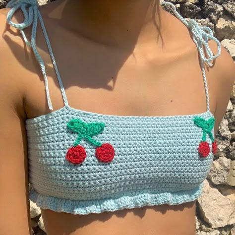 Crochet Tube Top, Crochet Top Outfit, Bikinis Crochet, Crochet Baby Dress Pattern, Crochet Fairy, Easy Patterns, Crochet Aesthetic, Crochet Crop Top Pattern, Mode Crochet