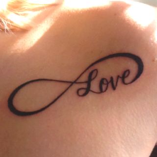 Infinity love, I want this... Infinite Love Tattoo, Infinity Love Tattoo, Delicate Tattoos For Women, Love Tattoo, Bff Tattoos, Infinity Tattoos, Initial Tattoo, Infinity Love, Tattoo Blog