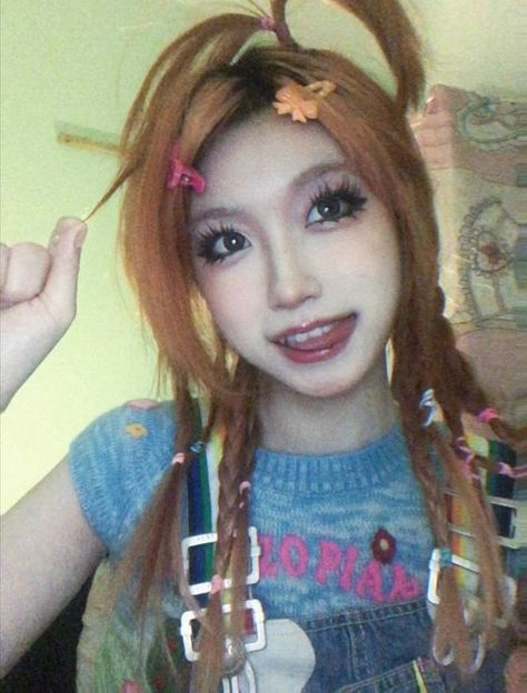 Modern Gyaru, Grunge Asian, Harajuku Makeup, Y2k Acubi, Gyaru Makeup, 일본 패션, Y2k Cute, Gyaru Fashion, Pink Aura