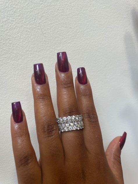 The perfect color combo for fall #bronxnailtech #bronxnails #fallnails #fallnailinspo Fall Multi Colored Nails, Fall Airbrush Nails, Burgundy And Pink Nails, October Nails Fall Gel, Fall Square Acrylic Nails, Burgundy Nail Polish, Burgundy Acrylic Nails, Nail Lab, Junk Nails