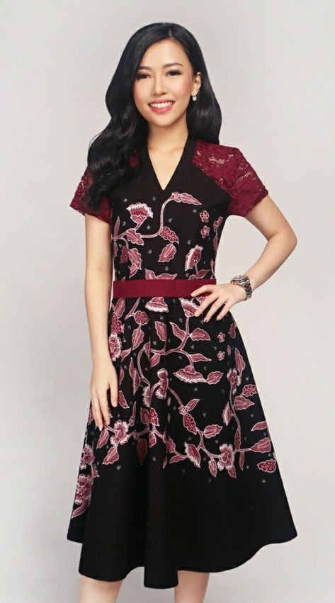 Batik Dress Modern Gowns, Batik Dress Modern Simple, Batik Dress Elegant Modern, Dress Batik Modern Fashion Style, Batik Modern Fashion Style, Batik Formal, Dres Batik, Dress Batik Modern, Model Baju Batik Modern Dresses