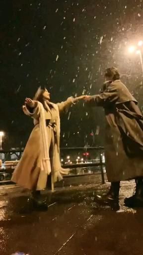 Couples Dancing In The Snow, Dream Partner List, Rain Dance Aesthetic, Couple In Rain Aesthetic, Winter Romance Aesthetic, Romance In Rain, Couple Dancing Aesthetic Video, Love Dance Couple, Couple Dance Aesthetic