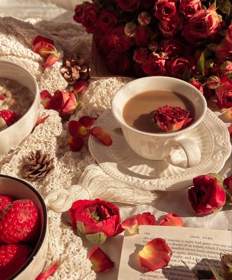 Strawberry Aethestic, Red Elegance Aesthetic, Rose Red Aesthetic, Tea Room Aesthetic, Red Strawberry Aesthetic, Teatime Aesthetic, Red Flowers Aesthetic, Red Rose Aesthetic, Men Candle