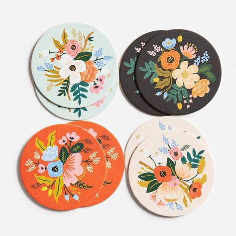 Pottery Painting Ideas Aesthetic, Painting Ideas Aesthetic, Pottery Painting Ideas, Coaster Art, Cd Crafts, Cd Art, Pottery Painting Designs, Floral Inspiration, Plate Art