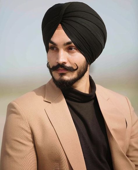 Gur Pagg Turban Colour, Turban Style Mens, Punjabi Fashion, Baby Love Quotes, Mens Kurta Designs, Beard Styles For Men, Turban Style, Long Hair Styles Men, Ootd Fashion