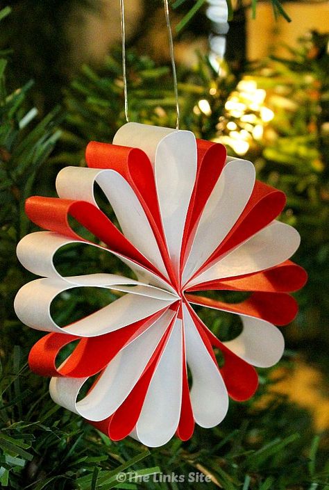 Christmas Decorations Ideas, Christmas Decora, Paper Christmas Decorations, Paper Christmas Ornaments, Easy Christmas Decorations, Crafts Easy, Christmas D, Christmas Ornaments Homemade, Paper Christmas