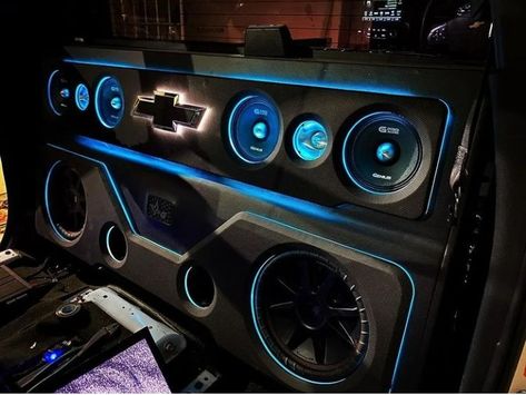 Truck Stereo Systems, Car Audio Ideas, Chevy Tahoe Interior, Truck Audio System, Truck Speakers, Truck Stereo, Truck Audio, Car Audio Fabrication, Custom Silverado