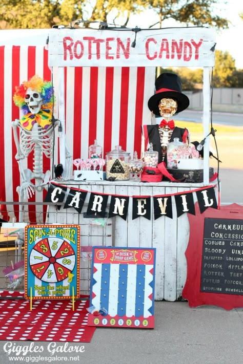 CarnEVIL Trunk or Treat Idea Treat Ideas For Halloween, Cars Party Ideas, Haunted Carnival, Trunk Or Treat Ideas, Creepy Carnival, Halloween Circus, Halloween Decor Diy, What Is Halloween, Halloween Traditions