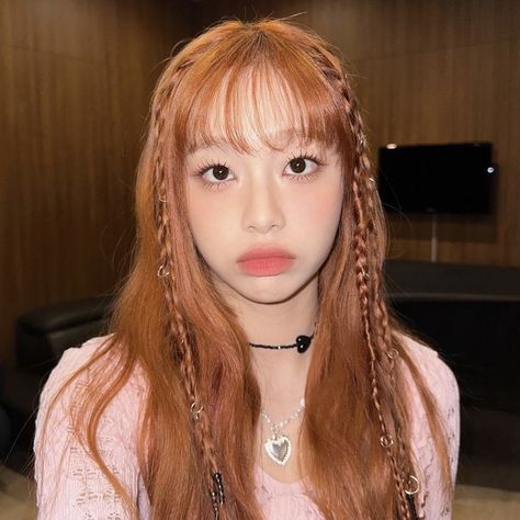 Chuu Selcas, Chuu Instagram, Beauty And The Beat, Chuu Loona, Odd Eyes, Olivia Hye, October 21, Orange Hair, Kpop Girl Groups