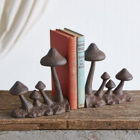 Mushroom Sprouts Bookends Lord Of The Rings Living Room Decor, Cool Book Ends, Hobbit Living Room, Kitchen Bookends, Ceramics Ideas Pottery Inspiration, Forest Ceramics, Decorative Mushrooms, Forest Room Decor, Literary Decor