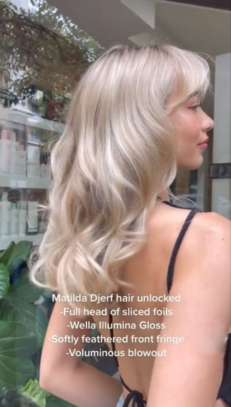 Platinum Hair Curtain Bangs, Curtain Bangs Platinum Hair, Platinum Curtain Bangs, Bright Blonde Curtain Bangs, Blond Hair With Curtain Bangs, Platinum Blonde Hair Curtain Bangs, 2024 Fall Hair Trends Blonde, Curtain Bang Wedding Hair, Bridal Hair With Curtain Bangs