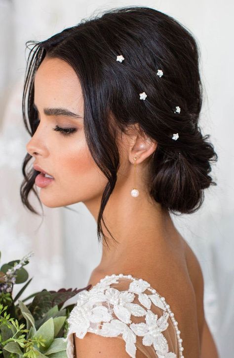 Wedding hair with pearls