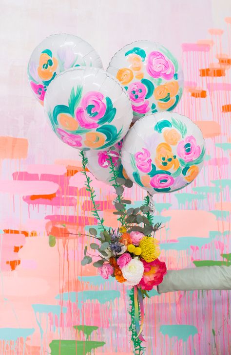 Bouquet For Mother's Day, Bridging Ceremony, Joy Cho, Balloon Games, Balloon Painting, Oh Joy, Balloon Crafts, Crafts For Adults, Diy Decor Ideas