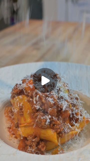 Giorgio Azzara on Instagram: "Handmade Pappardelle Bolognese 🍝, Eat or Pass?
📕Ingredients and directions, Save it and like it✅️

Ingredients bolognese
Ground beef 500g
Ground Sausage 250g
Tomato sauce 700g
Onion 1
Celery 2
Carrot 2
Cloves 3
Red Wine 3oz
Salt to taste

Ingredients Pappardelle 
00 Flour 300g
Egg yolk 4
Whole Egg 2

Directions 
Sear beef and sausage on a hot pan, then deglaze with red wine and add vegetables. Add tomato sauce and cloves and let it simmer for 2 hours on a low heat with lead half covered.
For the pasta, make sure to let the dough rest over 30 minutes in the fridge. Roll pasta thin (6), then cut pasta to your favorite size, 3cm for pappardelle.
Cook pasta for 2 minutes, then finish to cook in the sauce. Serve with Parmigiano Reggiano cheese and enjoy.
Wine pai Pappardelle Bolognese, Ground Sausage, Parmigiano Reggiano, Whole Eggs, Egg Yolk, How To Cook Pasta, Tomato Sauce, Ground Beef, Celery