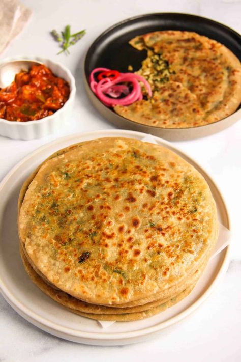 A MUST TRY recipe these parathas are stuffed with a delicious no-cook filling made with fresh spinach, ginger, green chili, paneer, and warming spices #ministryofcurry #indianrecipes #parathas Paneer Paratha Recipes, Ministry Of Curry, Chili Paneer, Paneer Paratha, Quick Pickled Onions, Paratha Recipe, Vacation Meals, Paratha Recipes, Fresh Spinach