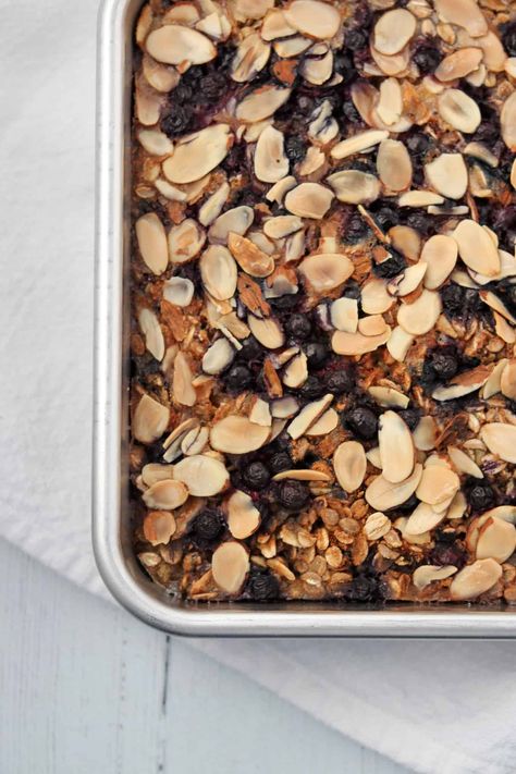 A hearty and delicious baked oat and rye porridge with wild blueberries and toasted almonds. Cardamom Cake, Nut Rolls, Yogurt Milk, Dill Sauce, Pickled Beets, Barley Soup, Rye Bread, Wild Blueberries, Glass Baking Dish