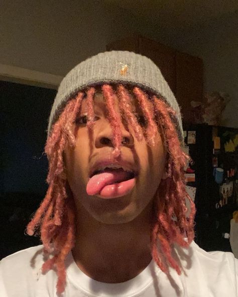 prettifun | Boy hairstyles, Pink dreads, Short locs hairstyles Pink Dreadlocks, Pretty Dreads, Dyed Dreads, Pink Dreads, Dream Bf, Cute Dreads, Dreadlock Hairstyles For Men, Dark Skin Boys, Photographie Portrait Inspiration