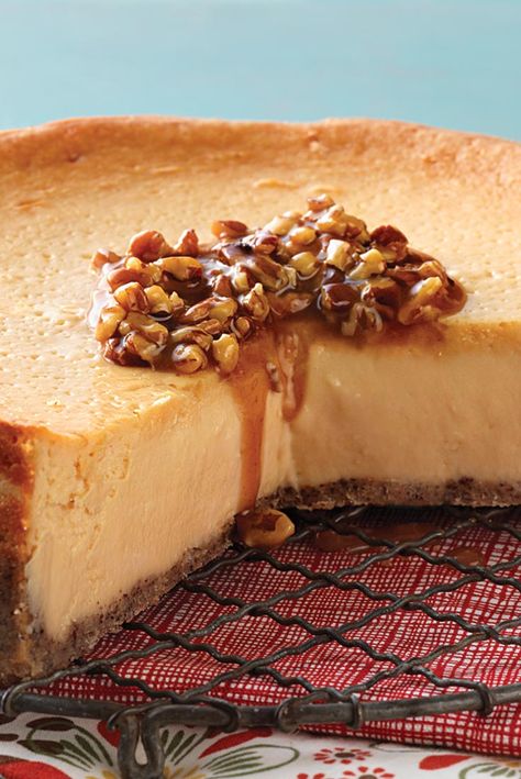 Maple Cheesecake, Pecan Cheesecake Recipes, Thanksgiving Cheesecake, King Arthur Flour Recipes, Xmas Recipes, Pecan Cheesecake, Mini Cheesecake Recipes, Pie Cheesecake, Seasonal Desserts